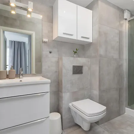 One Bedroom With A Balcony - Dietla 109 Street * Cracovia