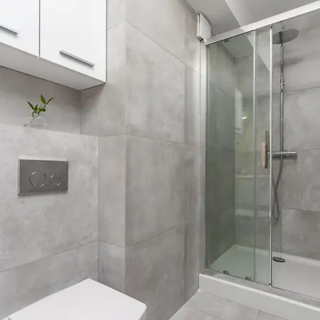Pearl & Ash 1Br Ap - Balcony - Old Town *