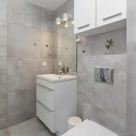 Daire One Bedroom With A Balcony - Dietla 109 Street Krakow